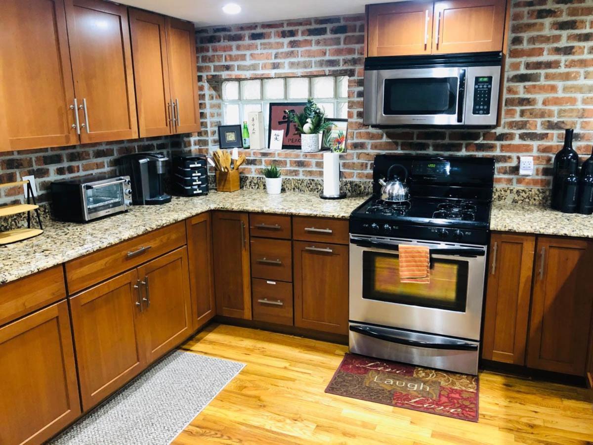 Updated Amazing Bi -Level Condo Minutes From Water Views Of New York City North Bergen Eksteriør billede